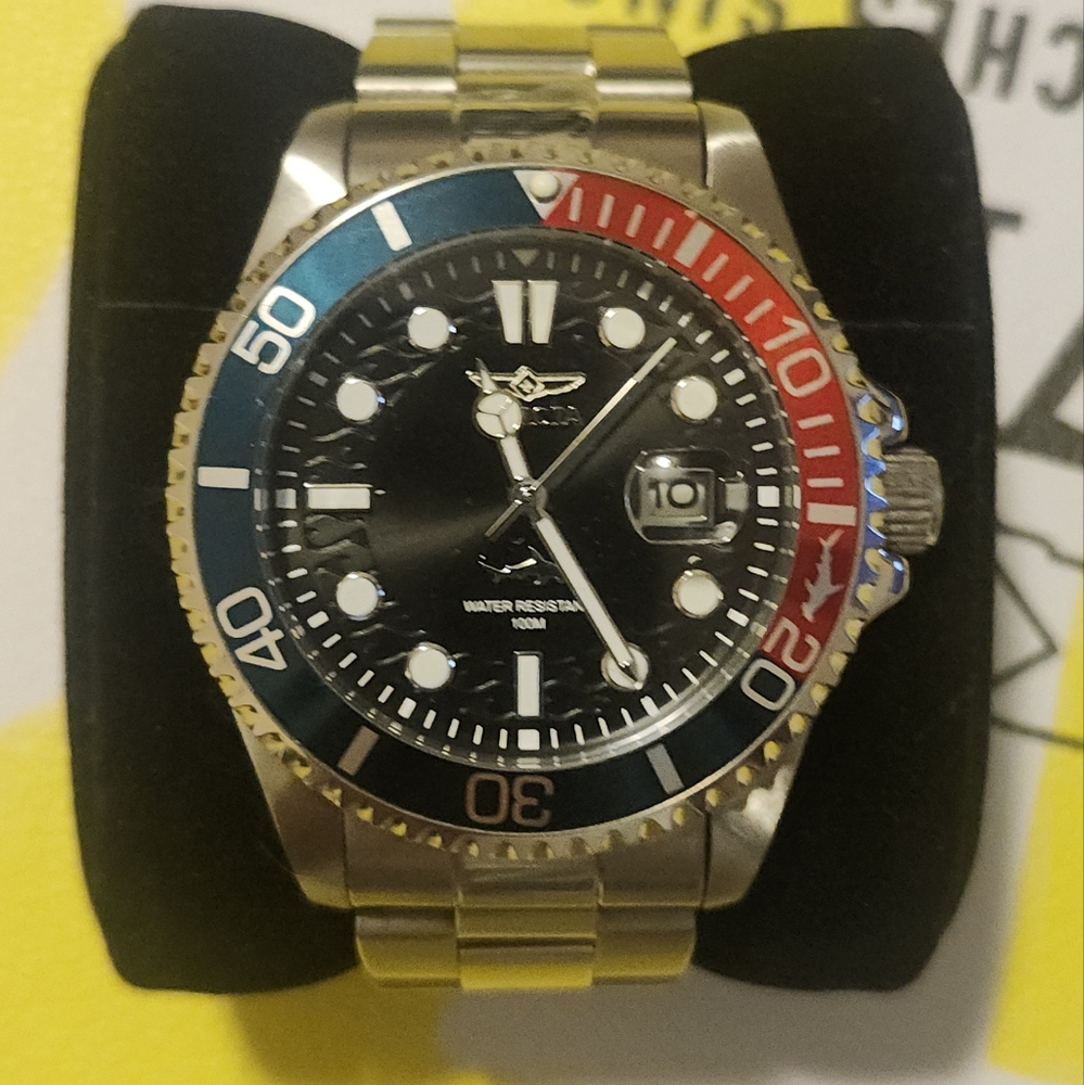 Invicta Pro Diver Mens Watch... Model #44708 (Pepsi Bezel)